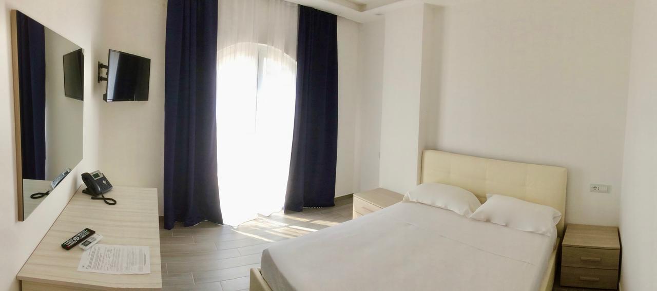 Klaton Beach Hotel Formia Zewnętrze zdjęcie