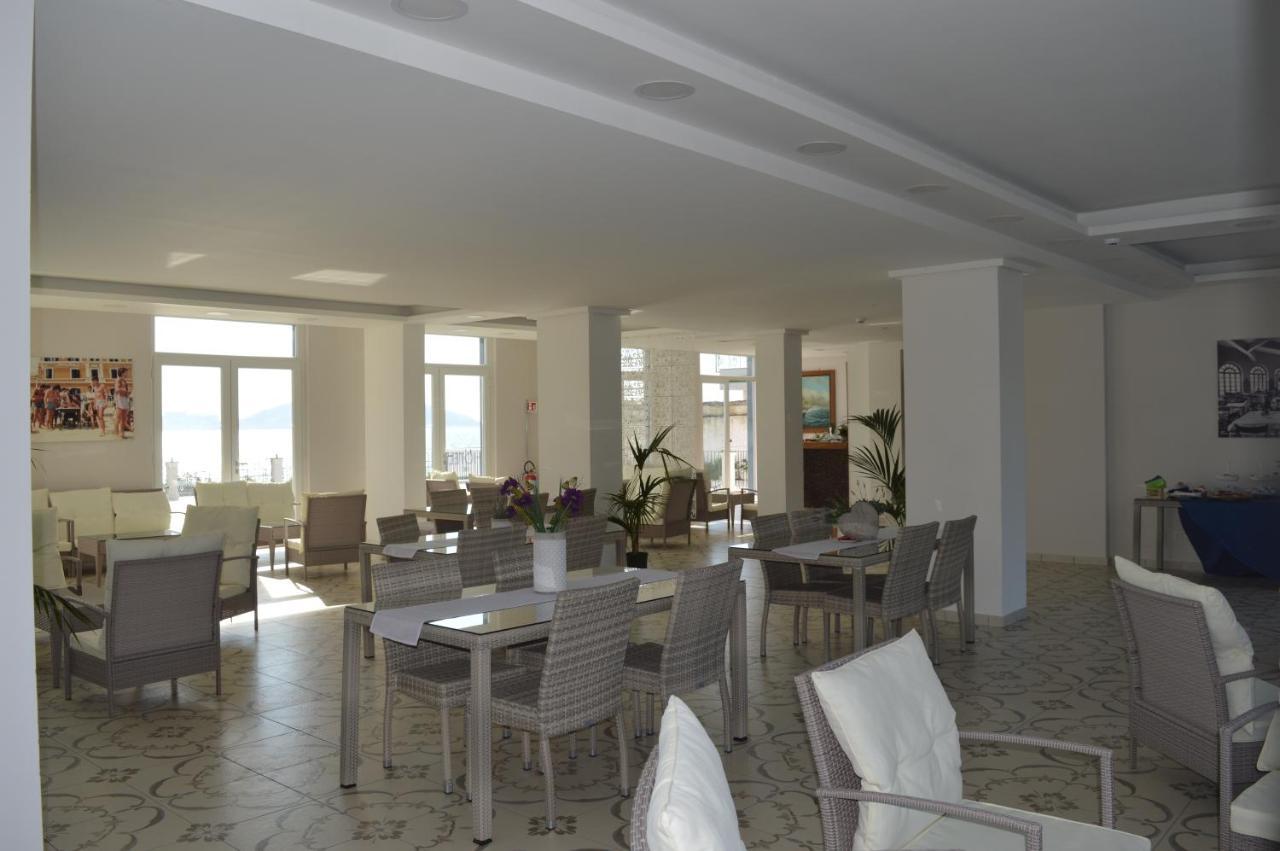 Klaton Beach Hotel Formia Zewnętrze zdjęcie